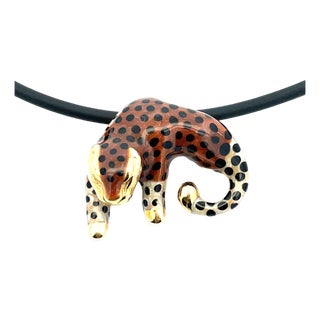14k Yellow Gold Enamel Cheetah Pendant Necklace For Sale