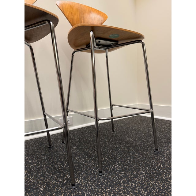 Mid-Century Modern Walnut Barstools With Metal Legs (Set of 4, Cherner Company) For Sale - Image 3 of 17