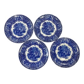 Example of George Jones Dinnerware