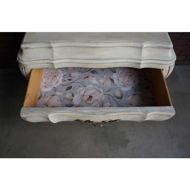 Late 20th Century Karges Painted Ccountry French Nightstands For Sale - Image 5 of 11