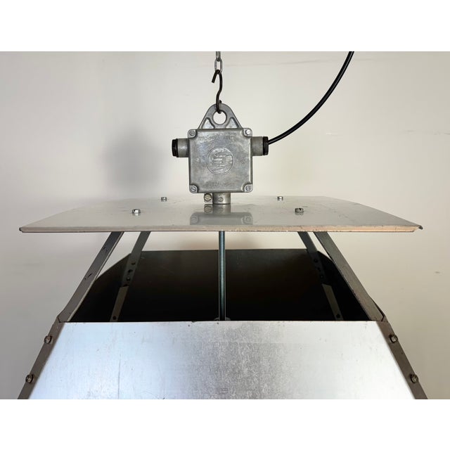 Industrial Large Industrial Factory Pendant Lamp from Elektrosvit, 1970s For Sale - Image 3 of 18