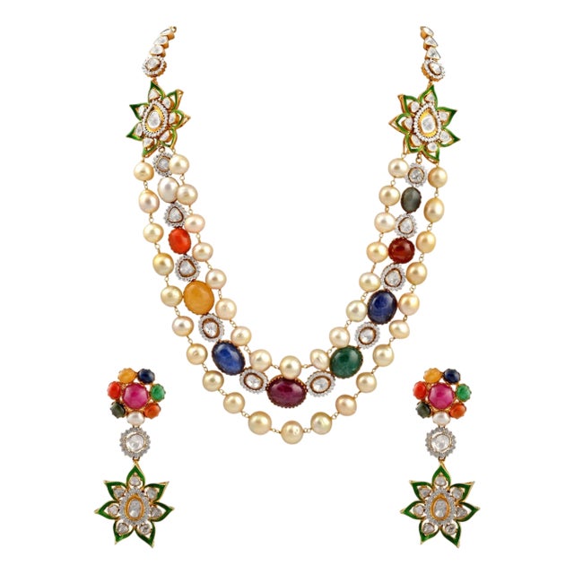 Mughal Magnificenct Traditional Rose Cut Diamond & Navratan 18 Kt YG Bridal Set For Sale
