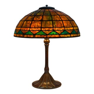Antique Tiffany Studios "Colonial" Table Lamp, New York, Circa 1910 For Sale