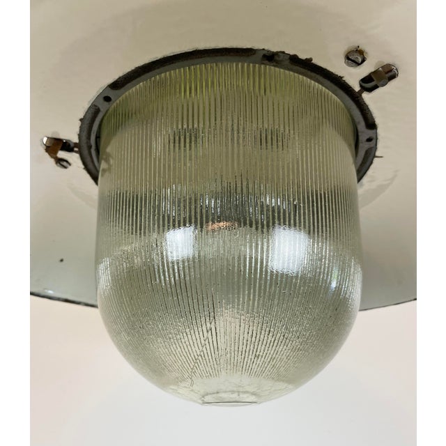 1960s Industrial Factory Pendant Lamp in Cast Iron and Grey Enamel from Zaos, 1960s For Sale - Image 5 of 16
