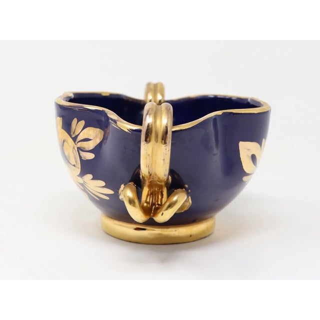 Vintage Italian Pottery Decorative Handled Bowl in Navy With Gold Decoration For Sale - Image 13 of 15