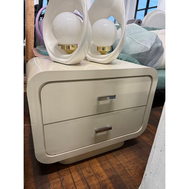 1980s Light Pink Laminate Waterfall Nightstand For Sale - Image 4 of 5