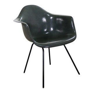 Mid Century Modern Elephant Hide Gray Eames Herman Miller Molded Fiberglass Dax Arm Shell Chair H Base For Sale