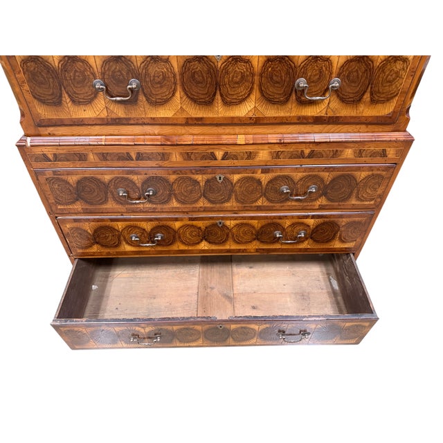 17th Century William Nd Mary English 8-Drawer Chest, Attributed For Sale - Image 14 of 16