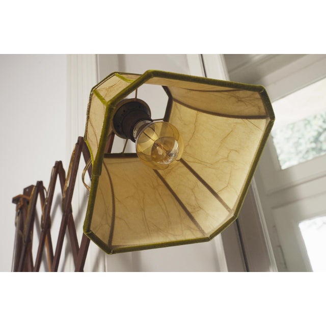 Mid-Century Modern Scissor Wall Lamp in Green Velvet, 1950s For Sale - Image 4 of 11