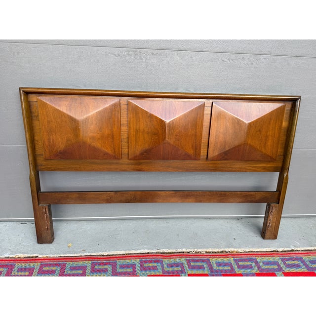 1960s Diamond Front Queen / Full Bed Frame / Headboard For Sale In Austin - Image 6 of 7