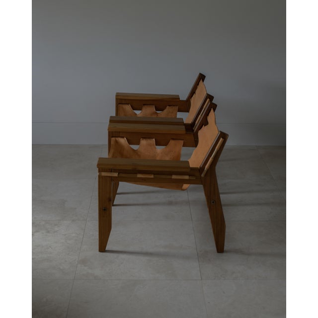Orange 1973 Attributed to Sergio Rodrigues Kilin Armchairs in Freijo Wood & Leather by Oca, Brazil For Sale - Image 8 of 12