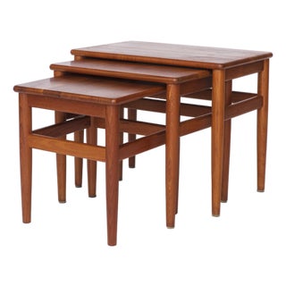 Mid-Century Modern Teak Nesting Tables, Denmark, 1970s, Set of 3 For Sale