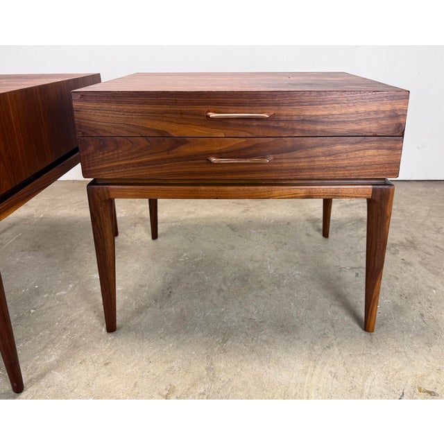 Wood Mid Century Modern Two-Drawer Walnut Nightstands / Side Tables Restored For Sale - Image 7 of 12