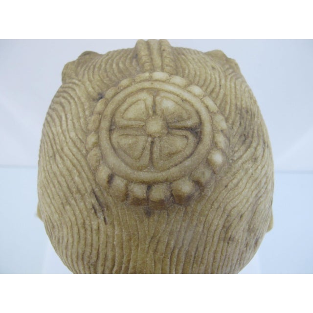 Sand Jain Marble Tirthankara Spiritual India Head Karma Carved Stone Sculpture For Sale - Image 8 of 12