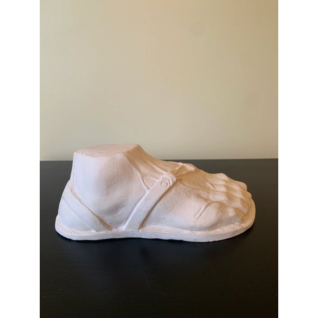 Early 21st Century Grand Tour Plaster Foot Sculpture in the Neoclassical Taste For Sale - Image 5 of 13