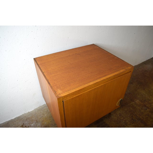 Mid-Century Modern Vintage Bedside Chest of Drawers, 1950s For Sale - Image 3 of 8