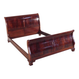 Thomasville 18th C. Collection Chippendale Flame Mahogany Queen Sleigh Bed For Sale