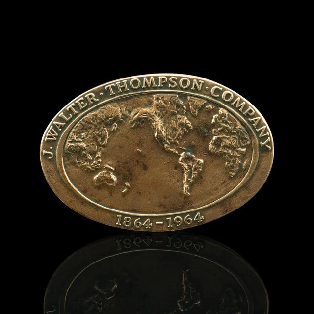 1960s Mid Century Vintage Centennial Medallion, American, Bronze, J Walter Thompson, Anniversary For Sale - Image 6 of 8