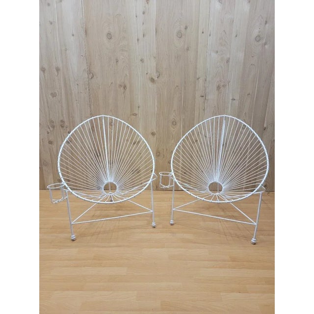 Modernist White Wire Garden Chairs in the Manner of Mathieu Matégot - Pair Stunning pair of Mathieu Mategot style white...