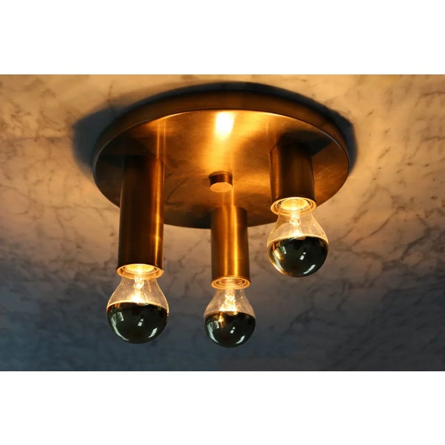 Mid-century modern Brass ceiling lamp 3 flames Diameter 28cm / height 15cm 3 x E27 socket / excl. Light bulbs Overall good...