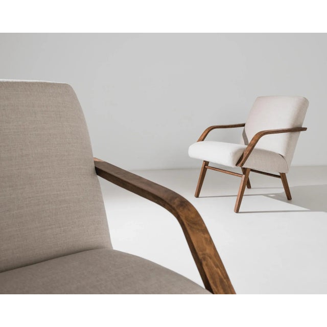 Produced in the former Czechoslovakia, this essential 1960s design is attributed to Jaroslav Šmídek. Comfortable angles...