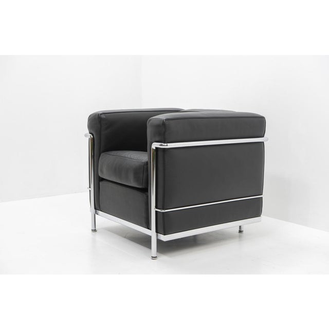 2000 - 2009 LC2 Armchair by Le Corbusier for Cassina, 2000s For Sale - Image 5 of 11