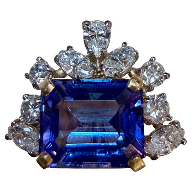 13 Carat Emerald Cut Tanzanite & 5 Carat Diamond 18 Karat Two Tone Gold Earring For Sale - Image 4 of 8