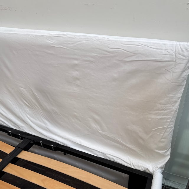 Eastern King Paola Navone for Gervasoni Ghost 80 Slipcovered Bed Frame, Lino Bianco For Sale - Image 9 of 12