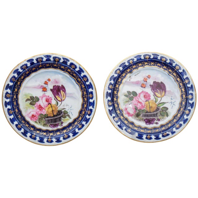Vieux Paris Small Decorative Plates - a Pair For Sale