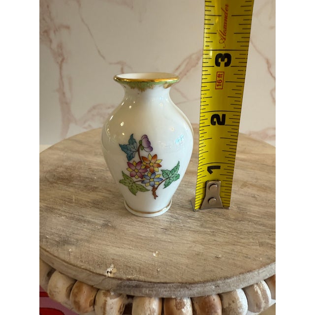 White Late 20th Century Herend “Queen Victoria” Miniature Porcelain Vase For Sale - Image 8 of 8