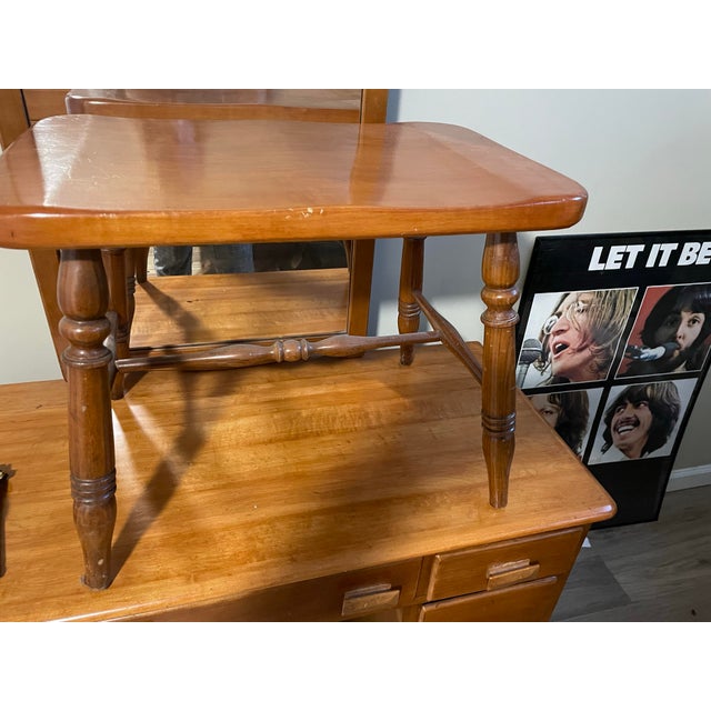 Mid 20th Century Maple Vanity - Set of 3 For Sale - Image 9 of 9