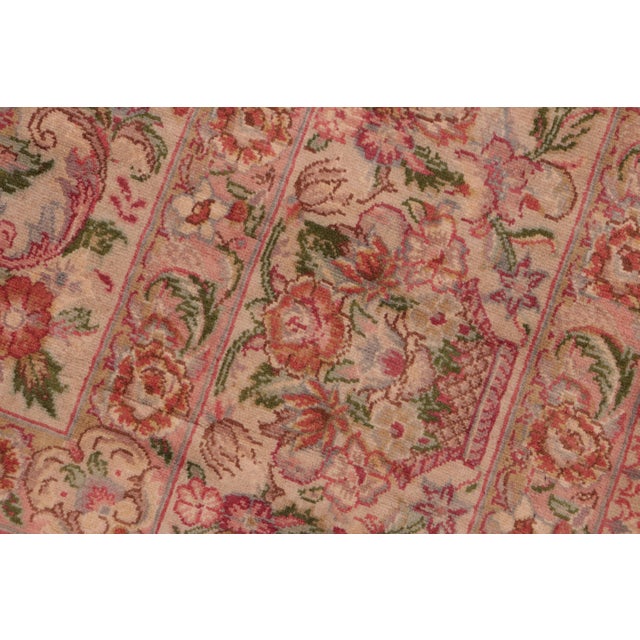 Elegant Renaissance 1990's Tan/Red Wool Rug - 8'0'' X 10'5'' For Sale In New York - Image 6 of 9