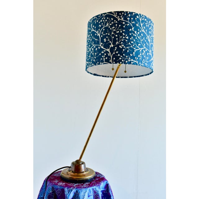 Patented by "Franks" in 1911, this articulating mechanism moves with ease. Quirky and elegant at the same time, this lamp...