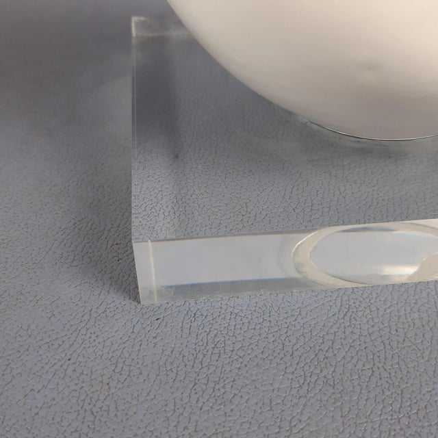 Seagull Ceramic Sculpture on Acrylic Glass Base by Sergio Valli, 1970s For Sale - Image 12 of 16