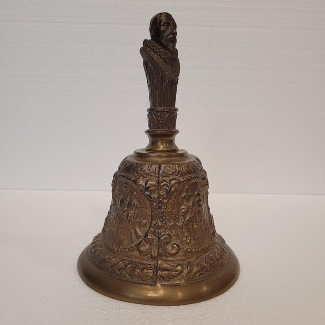 Alfonsino Bronze Bell by Miguel de Cervantes, Spain, 1930s For Sale - Image 4 of 12