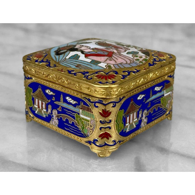 Chinese Vintage Chinese Cloisonne Brass & Enamel Figural Storage Box For Sale - Image 3 of 6