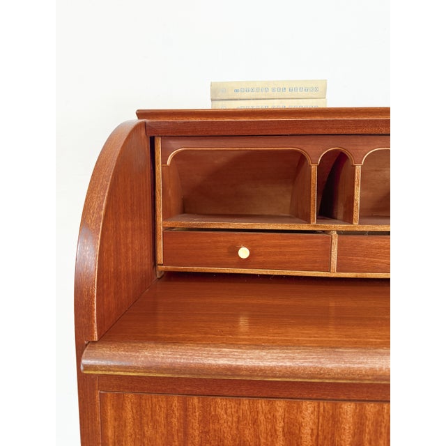 Danish Round Desk, 1950s For Sale - Image 6 of 9