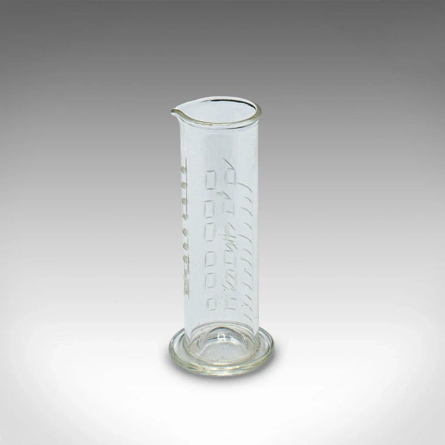 1900s Antique Victorian English Glass Pharmacist's Medicine Cup For Sale - Image 10 of 13