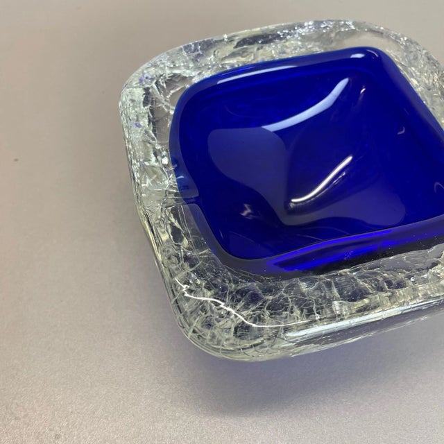 1970s Italian Murano Glass Crack Structure Bowl Shells Ashtray, 1970s, Set of 2 For Sale - Image 5 of 18