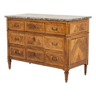 18th Century French Walnut Commode For Sale