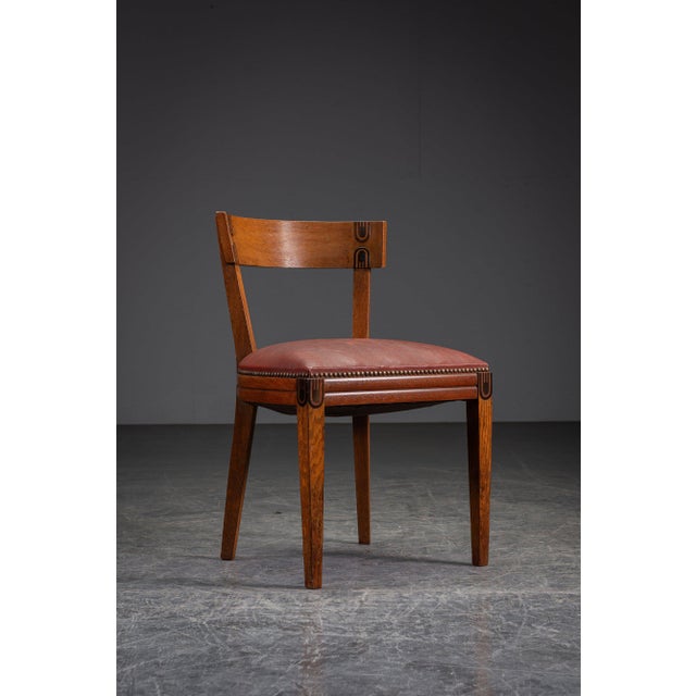 Maurice Dufrêne (1876-1955) period: 1930s origin: France dimensions (cm): h75 x w50 x d56 cm (sh 47 cm) dimensions (inch):...