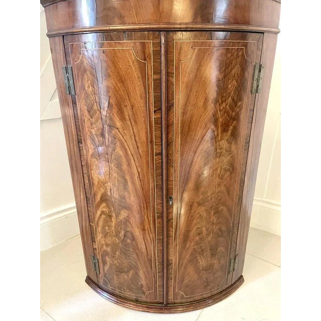 Wood Antique George III Bow Fronted Hanging Corner Cabinet in Mahogany For Sale - Image 7 of 10