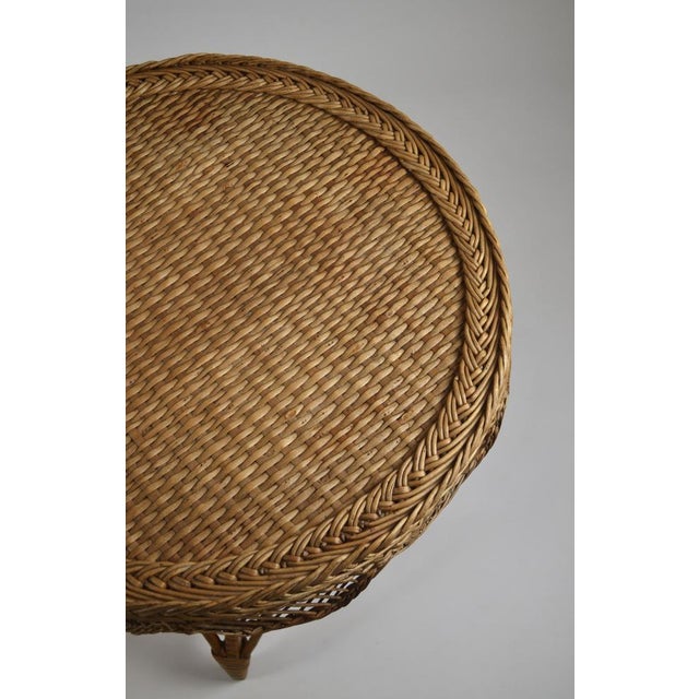 Vintage Wicker Rattan Side Table with Scalloped Edge, 1960s For Sale - Image 3 of 16