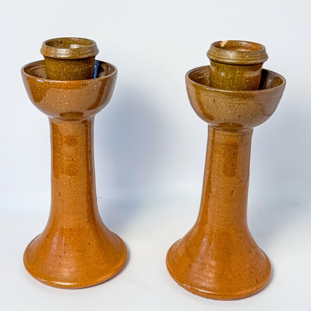 Mid-Century Modern Ben Owen Sr Master Potter Candlesticks Pair Nc Pottery Tobacco Spit Glaze For Sale - Image 3 of 12