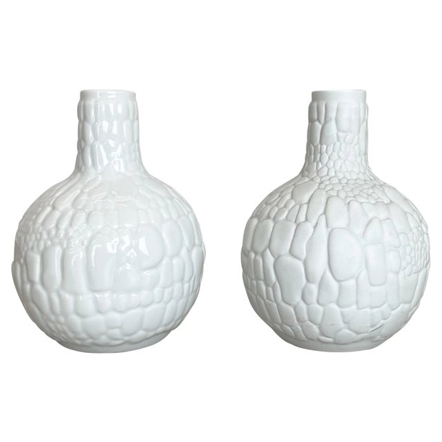 German Op Art Biscuit Porcelain Vases by Ak Kaiser, 1970s, Set of 2 For Sale - Image 15 of 15