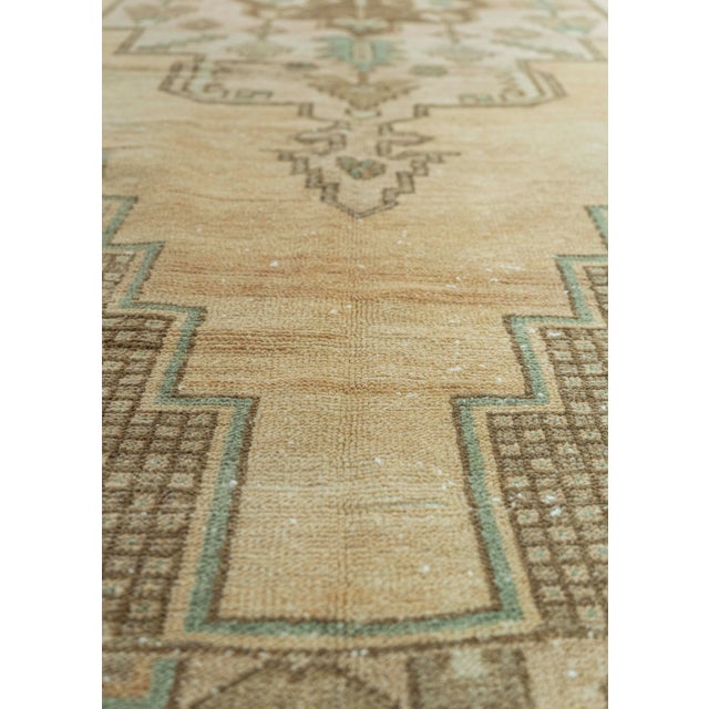 Turkish Turkish Vintage Rug 4'5" x 11'4" #20788 For Sale - Image 3 of 8