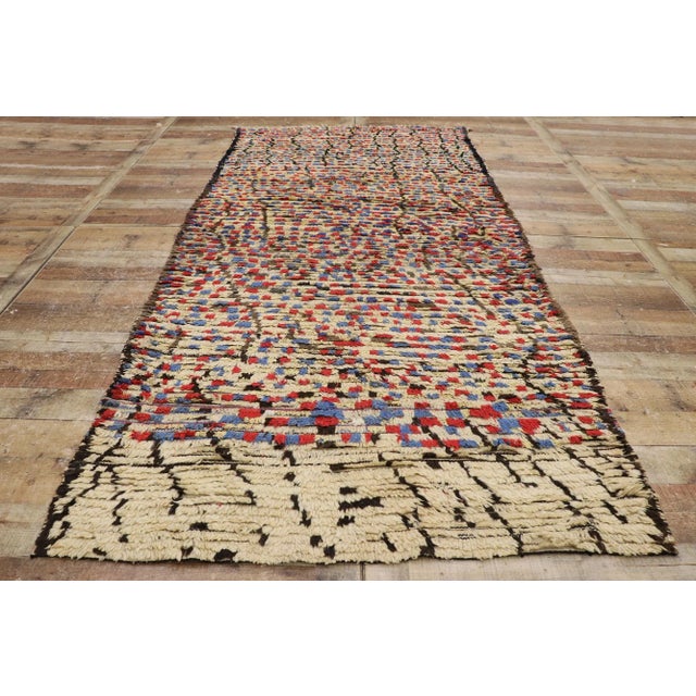 Beige Vintage Berber Moroccan Azilal Rug - 04'11 X 10'00 For Sale - Image 8 of 10