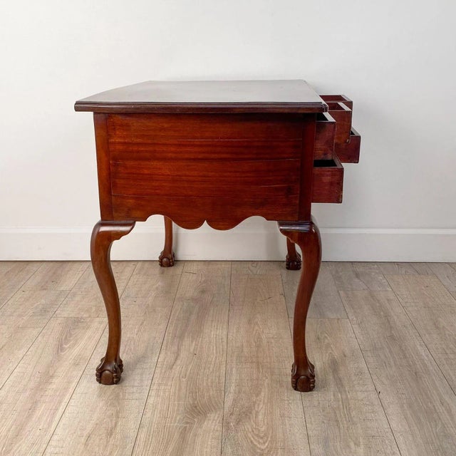 Chippendale Style Walnut Lowboy, 19th Century, American For Sale In San Francisco - Image 6 of 10