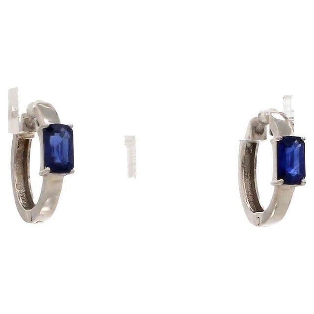 Early 21st Century 0.69 Ct Natural blue sapphire earrings in 14k gold For Sale - Image 5 of 18