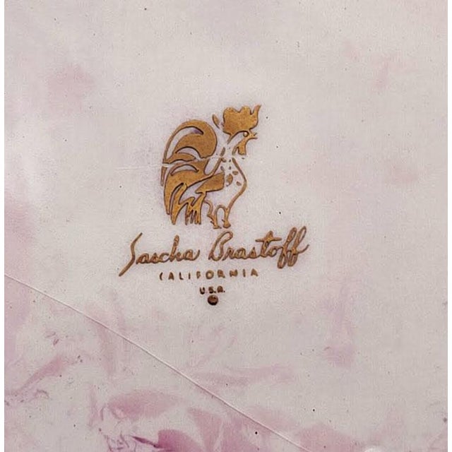 Sascha Brastoff Mid Century Sascha Brastoff Surf Ballet Dinner Plate - Pink & Gold For Sale - Image 4 of 4